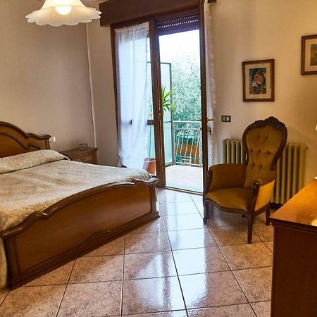 Appartamento Clivo Solto Collina Esterno foto