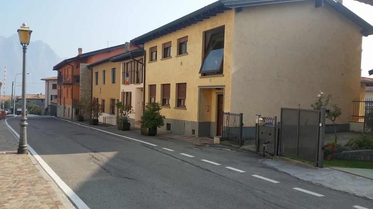 Appartamento Clivo Solto Collina Esterno foto