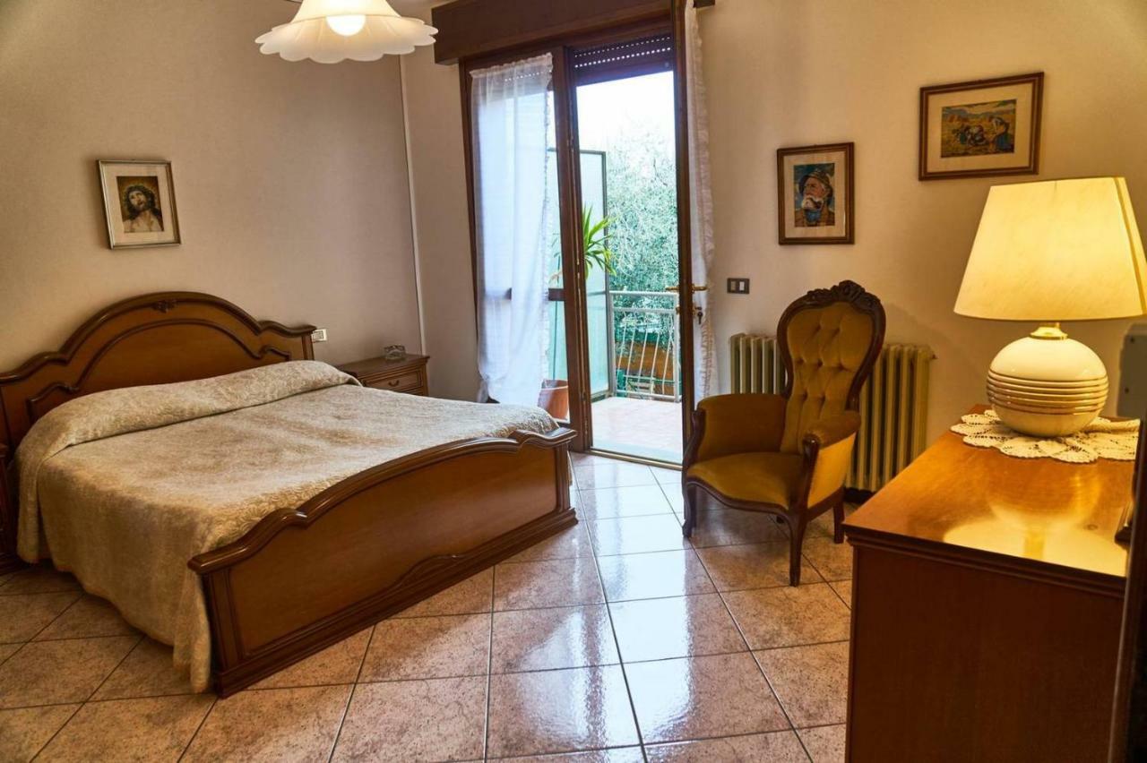 Appartamento Clivo Solto Collina Esterno foto