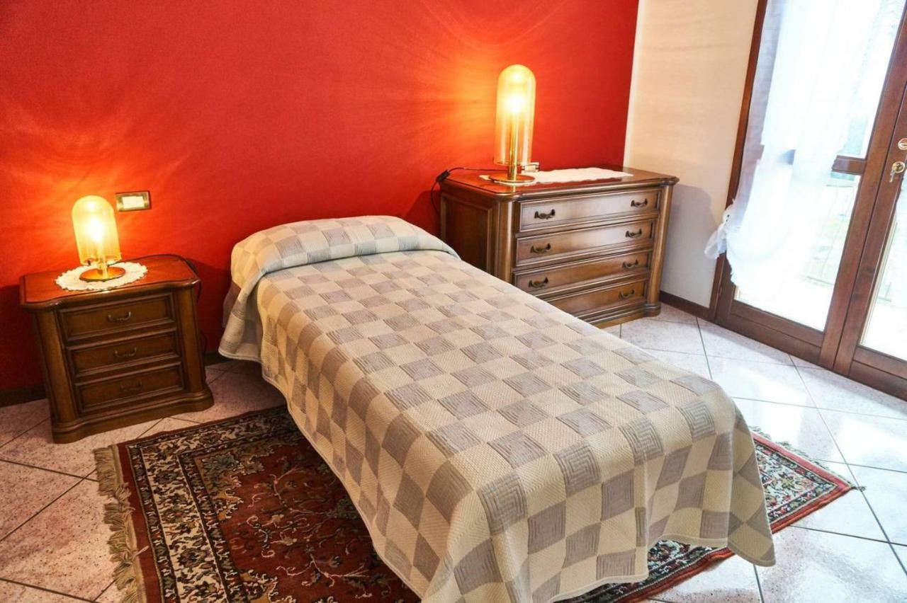 Appartamento Clivo Solto Collina Esterno foto